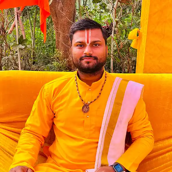 आचार्य अमित त्रिपाठी